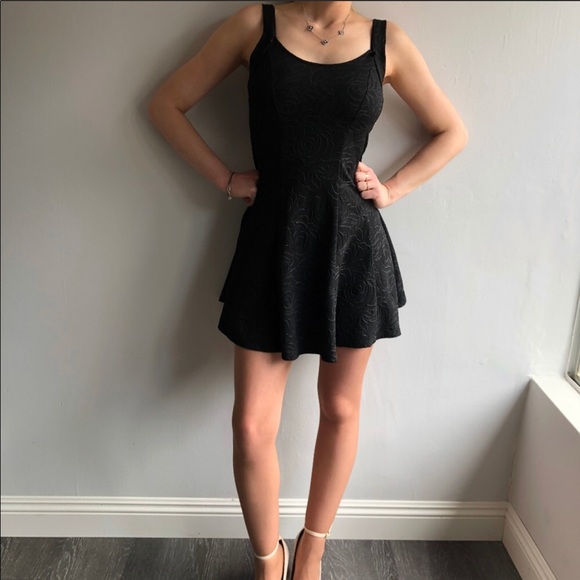 Love Culture Dresses & Skirts - Love Culture Black Patterned Mini Dress